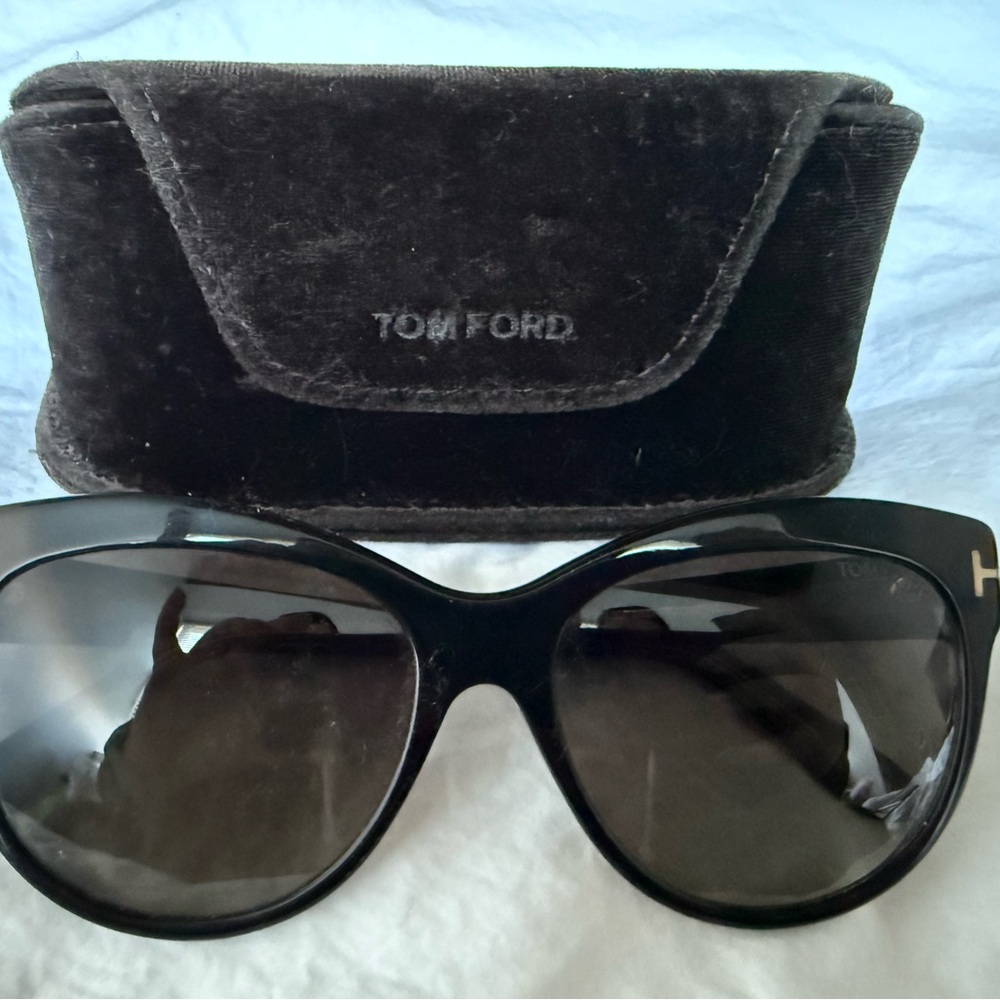 Tom Ford Black Women's Sunglasses with Case